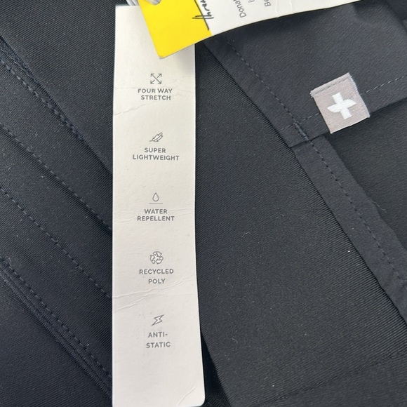 Brand new Figs Zamora 2.0 Fionlite petite jogger scrub pants size M - Picture 4 of 4